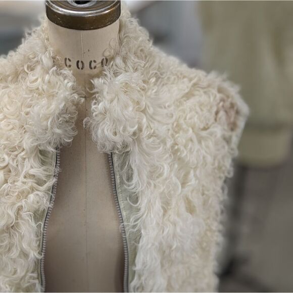 Vintage Curly Lamb fur Vest - Picture 3 of 10